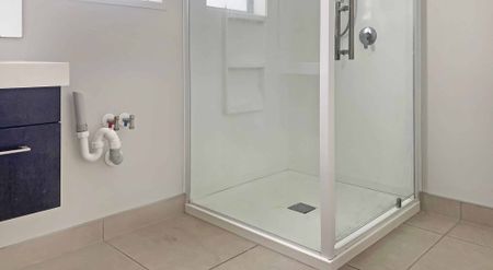 3 Bedroom Home in Lucas Heights - Photo 5