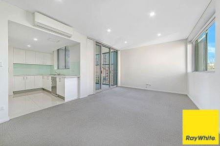 SUPREME LOCATION, SO CLOSE TO EVERYTHING - Photo 2