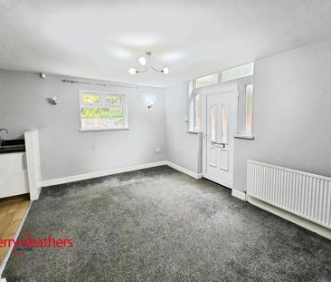 2 bed apartment to rent in Victoria Road, Bentley, DN5 - Photo 2