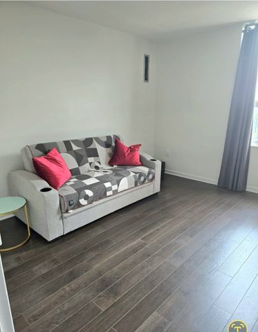 For Lease - 10 Edgecliff Golfway Unit# 1819, Toronto, Ontario - Photo 3