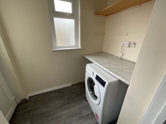 39 Woodvale Drive, Belfast, BT13 3LN - Photo 1