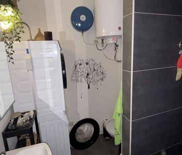 Appartement te huur in Mons voor € 650 met 1 slaapkamer - Photo 3