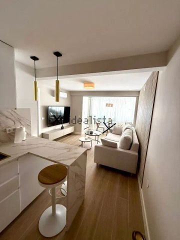 Alquiler de ático en Avenida Miguel Cano, 13 - Photo 4