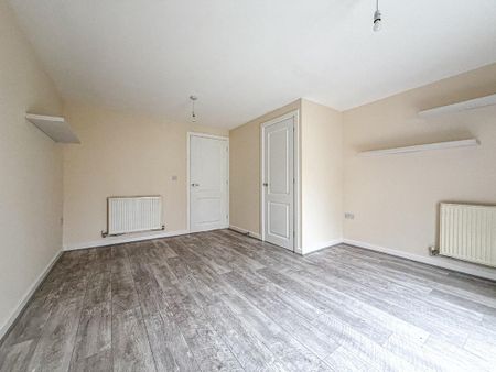 2 bedroom semi-detached house to rent - Photo 5