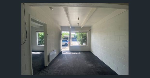 1 Bedroom Unit. - Photo 1