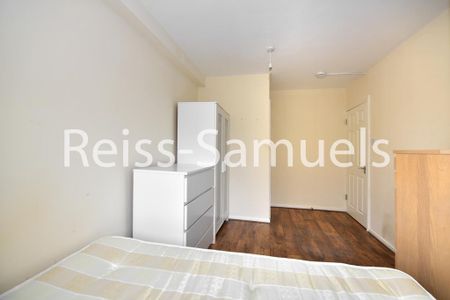 4 bedroom terraced house to rent - Photo 4