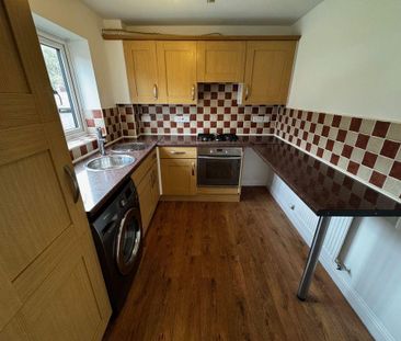 2 bedroom end of terrace house to rent - Photo 6