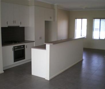 Modern 3-Bedroom Townhouse with Garage & Great Features - Photo 1