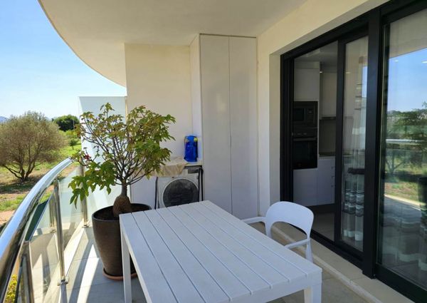 WINTER RENTAL. 2 bedroom apartment for rent in Javea port area.
