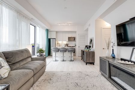 For Lease - 331 Broward Way Unit# 130, Innisfil, Ontario - Photo 3