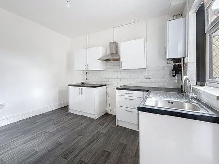 2 bedroom terraced house to rent - Photo 3