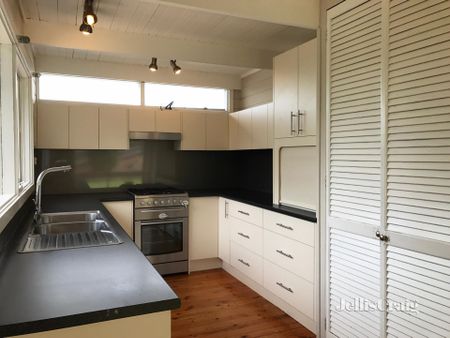 4 Stone Street, Diamond Creek - Photo 3