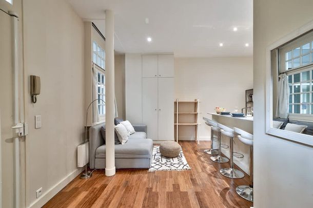 Rue du Dragon - Photo 1