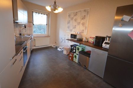 Eine sehr schöne große Altbau-Wohnung mit viel Charme und Flair!! - Photo 4