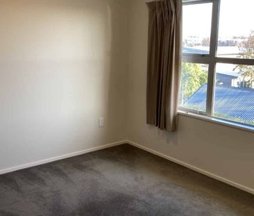 Addington Townhouse - Photo 3