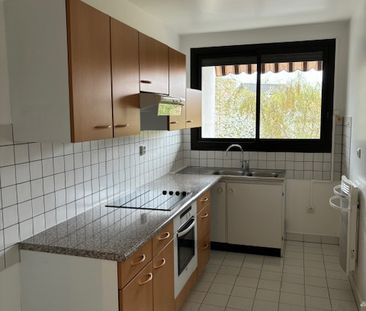 Location Appartement 3 pièces 62m² ST MAUR DES FOSSES 94100 - Photo 5