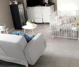 T3 de 47 m² au rez-de-chaussée clim. 1 place de parking. - Photo 1