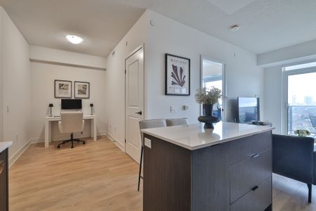 For Lease - 202 Burnhamthorpe Road Unit# 1904W, Mississauga, Ontario - Photo 4