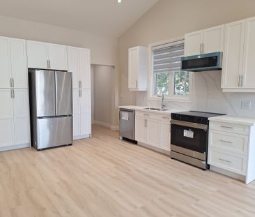 For Lease - 165 Bay Street Unit# 2, Blue Mountains, Ontario - Photo 4