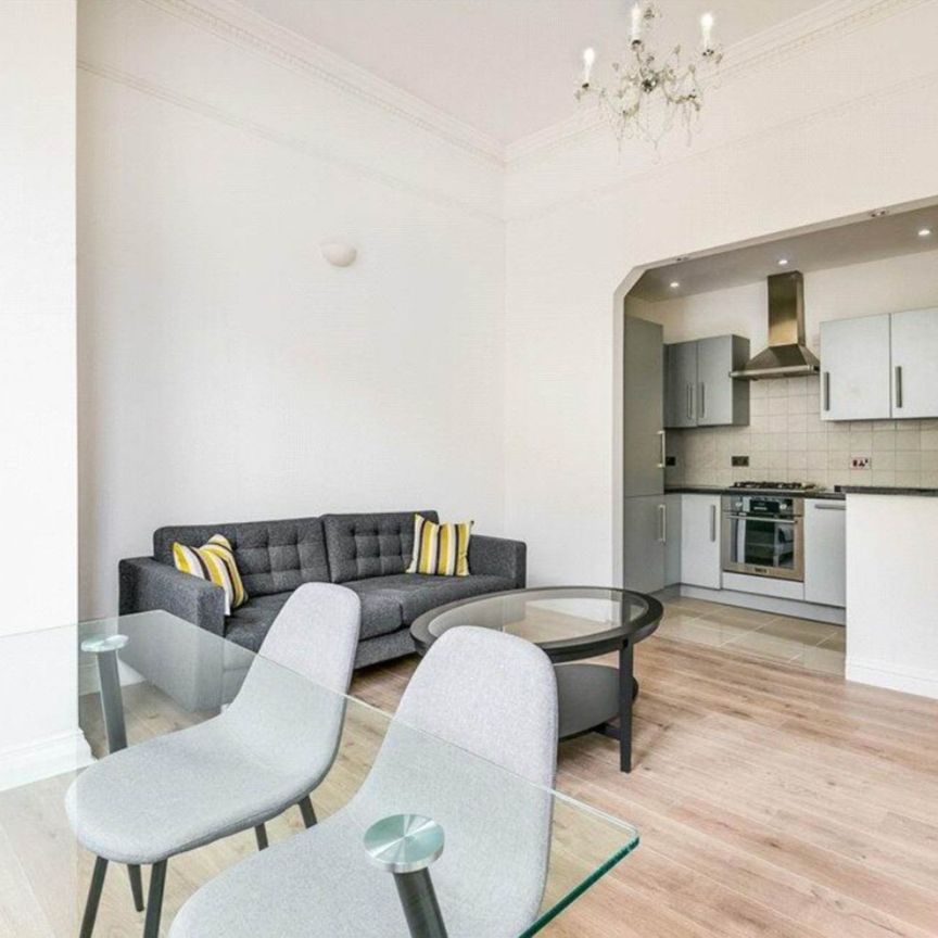 Price £3,300 pcm - Available 13/08/2026 - Furnished - Photo 1