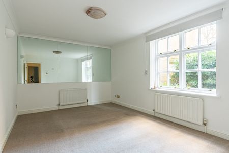 2 bedroom flat to rent, Available unfurnished from 09/01/2025 - Photo 3