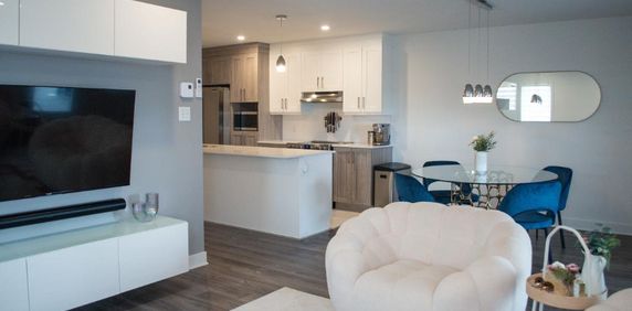 Logement 5 ½ à louer avec 2 salles de bain complètes | Domaine les Arpents Verts 🌳 - Photo 2