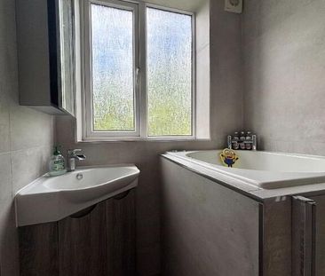 3 Fernagh Gardens, Newtownabbey, BT37 0BL - Photo 4