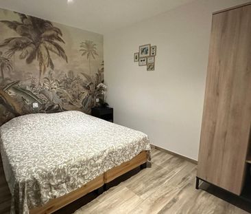 Location Maison 4 pièces 75m² LES ANGLES 30133 - Photo 3