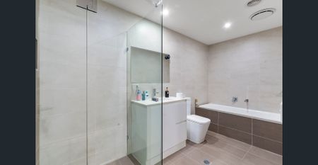 Perfectly Positioned Apartment! - Photo 3