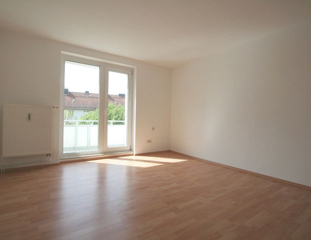 Wohngenießer aufgepasst! Familienfreundliche 4-Zimmer-Wohnung in Citynähe. - Foto 1