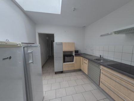 Location Appartement 2 pièces 56m² ST AMAND LES EAUX 59230 - Photo 3