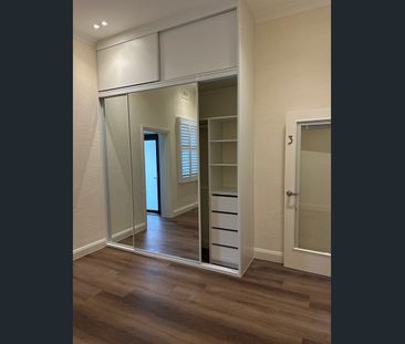 Newly Renovated Two-Bedroom Home - Photo 4