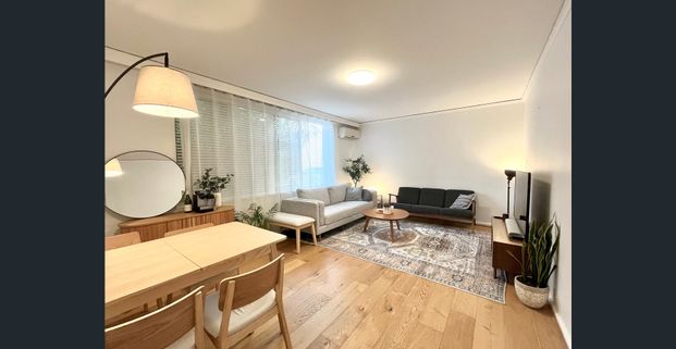 Furnished Ground Floor Apartment in Prime Location - Photo 1