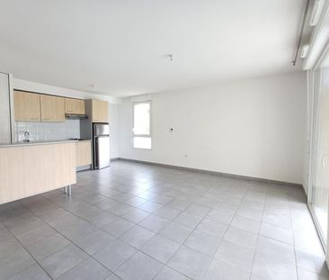 location Appartement T3 DE 63.32m² À BRUGUIERES - Photo 5