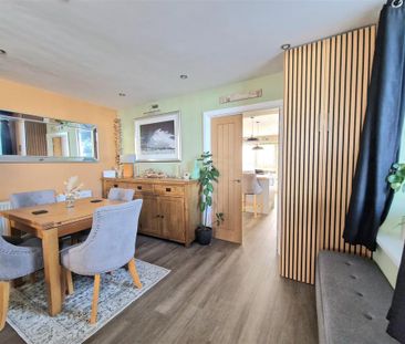 2 bedroom end of terrace house to rent - Photo 4