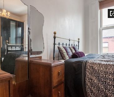 Room to rent in 3-bedroom house in North Inner City, Dublin - Photo 6