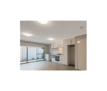 ROCKINGHAM 2 BEDROOM UNIT FOR LEASE - PRIME LOCATION - Photo 4
