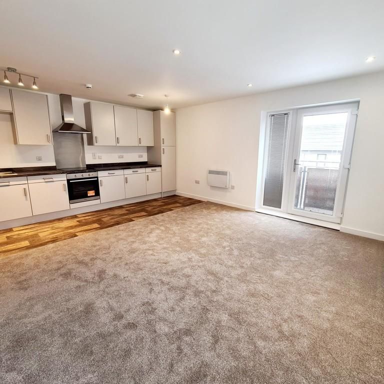 2 bedroom apartment to rent - Photo 1
