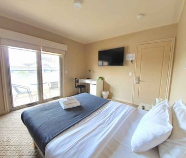 Room 7 (Non Ensuite) - Photo 2