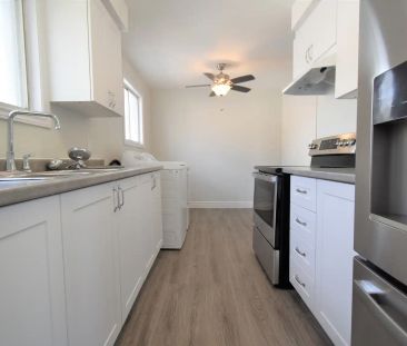 College Crescent Duplex — Upper - Photo 6
