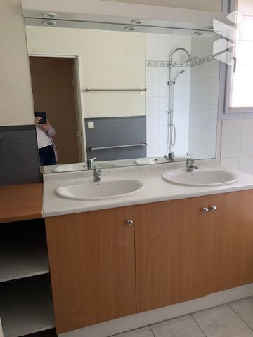 Maiosn dans Résidence sécurisée - Photo 5