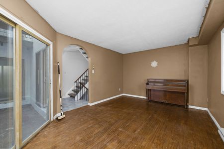 For Lease - 28 Adamson Street, Halton Hills, Ontario - Photo 2