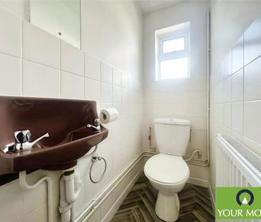 3 bedroom semi-detached house to rent - Photo 3