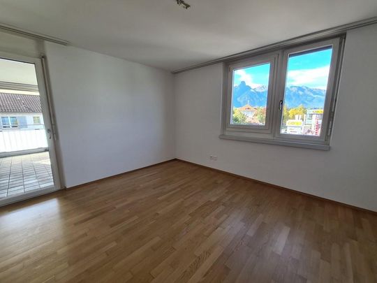 Grosszügige Wohnung mit Bergpanorama! - Foto 1