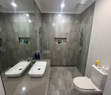 Modern Comfort Meets Ultimate Entertaining Space - Photo 5