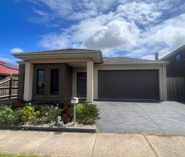 57 City Vista Court, Fraser Rise - Photo 1