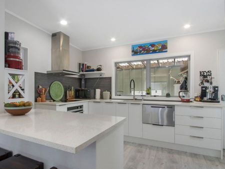 Great location in Waihi Beach - Waihi Beach - Photo 5