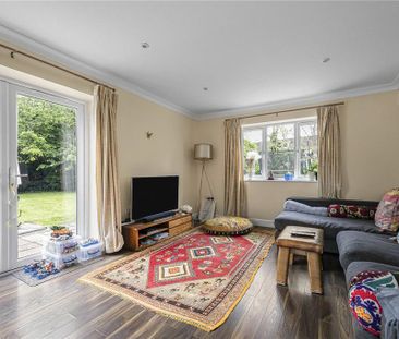 4 bedroom detached house to rent - Photo 3