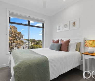 Open the Door to Waterfront Luxury - Photo 4