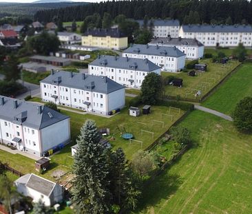 Wohnen am Waldrand - 2-Raum-Wohnung in Bärenstein! - Photo 2